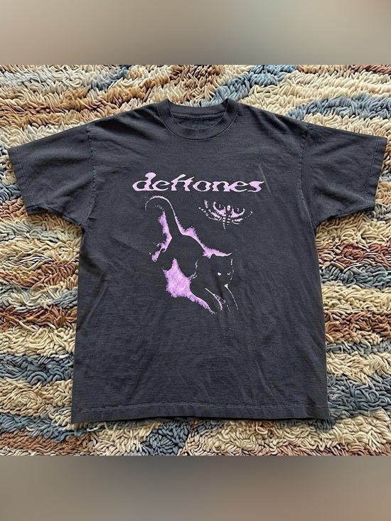 Gildan Tops - Vintage Black Deftones Tee with Black Cat Graphic T Shirt